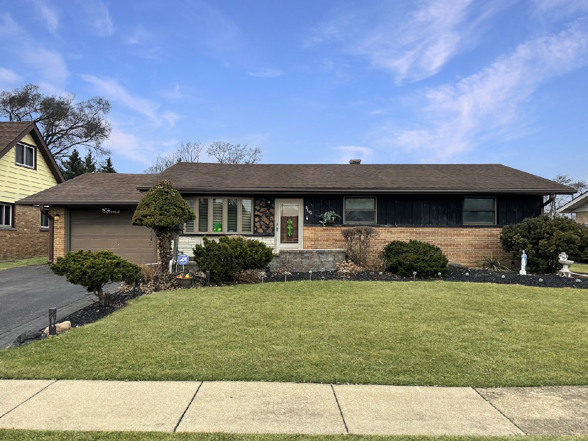  For Sale Bridgeview Illinois, 9112 Homestead Lane