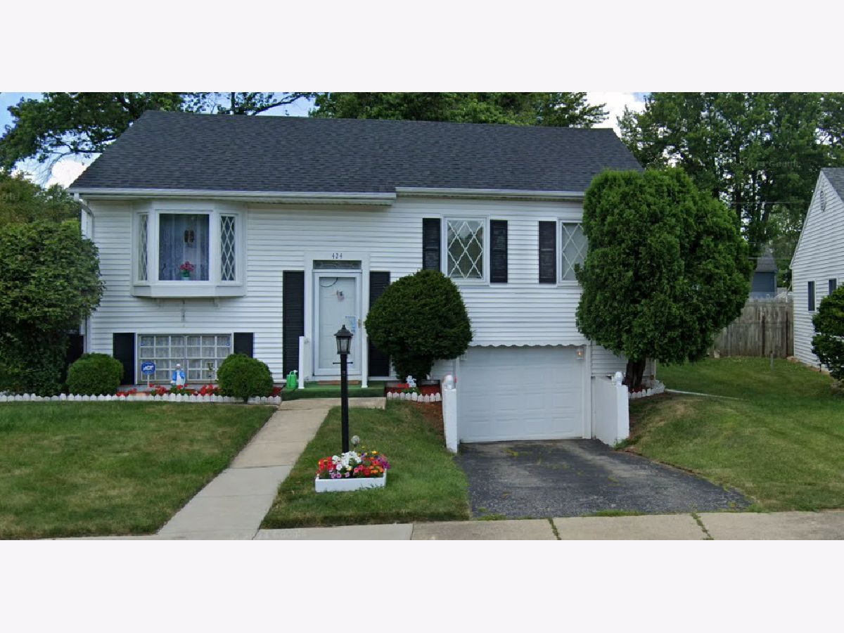  For Sale Glendale Heights Illinois, 424 Mark Avenue