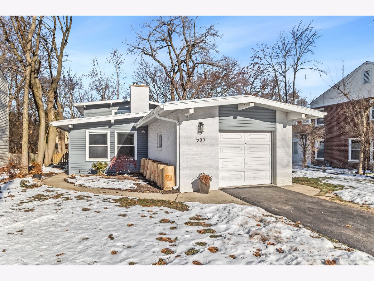  For Rent Highland Park Illinois, 537 County Line