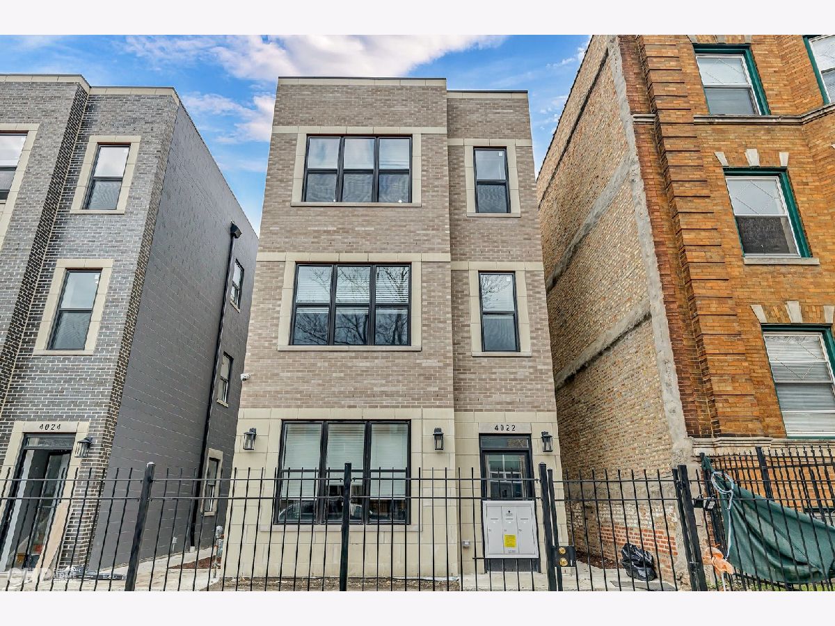  Sold Chicago Illinois, 4024 Calumet