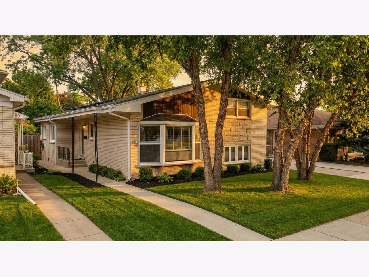  For Rent Lincolnwood Illinois, 7258 Crawford