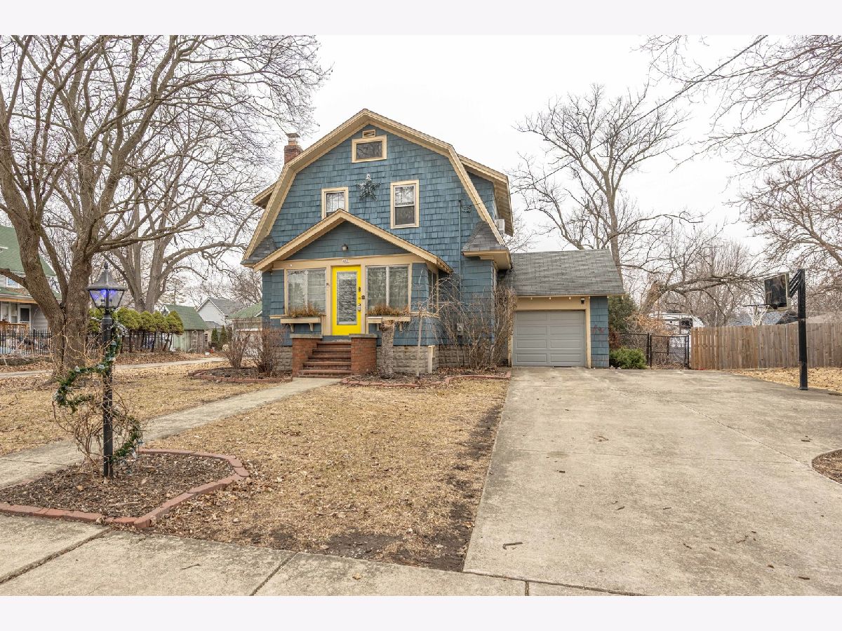  For Sale Somonauk Illinois, 440 Dekalb Street