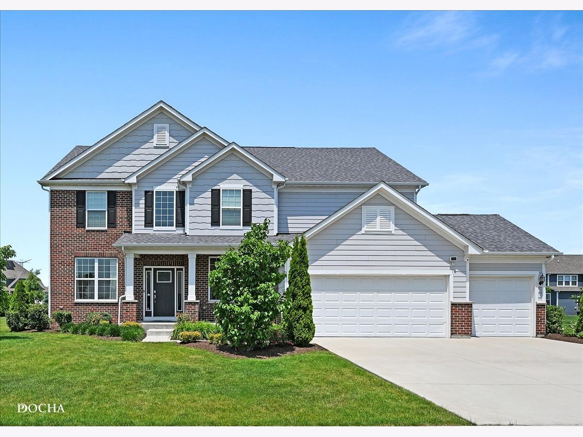 Homes & Townhomes For Sale Ashwood Park Naperville Illinois, 4327 Conifer Road