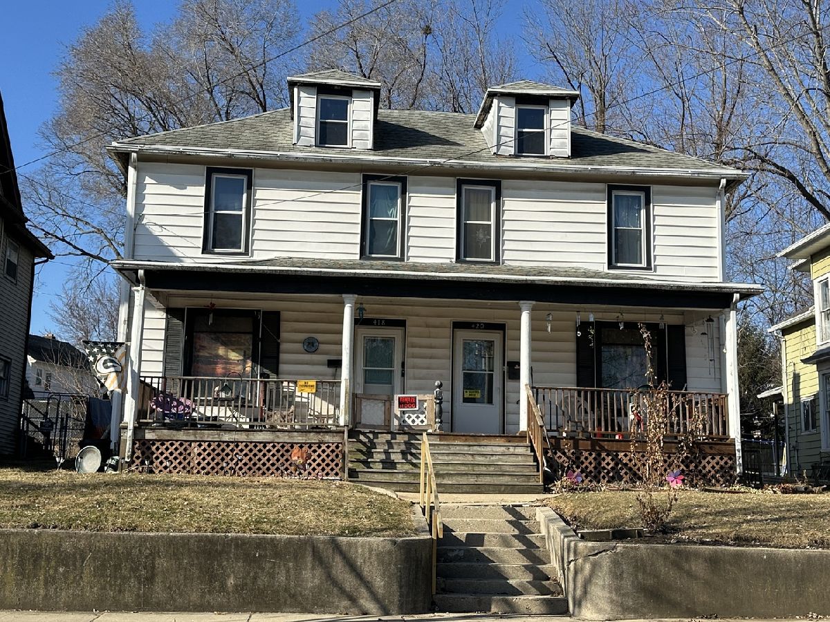  Sold Freeport Illinois, 418 - 420 Van Buren