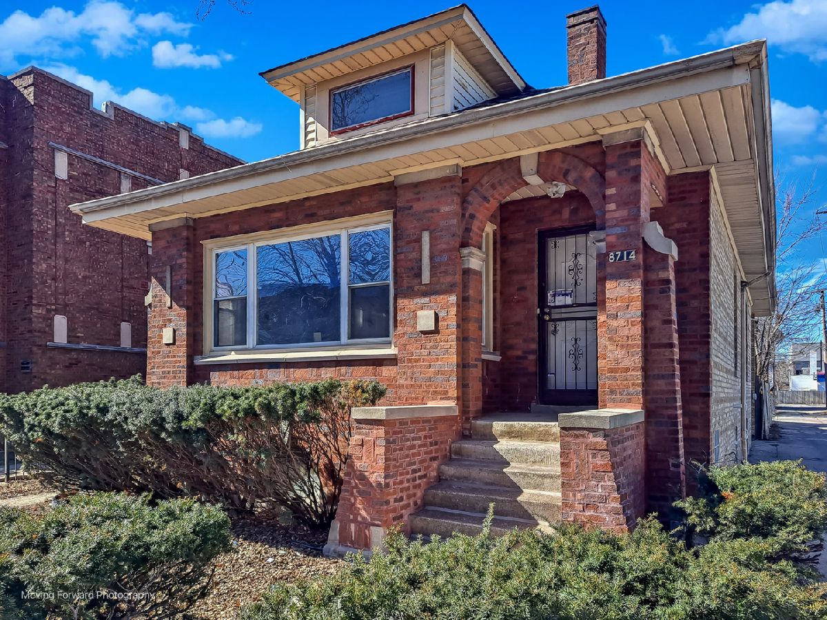  For Sale Chicago Illinois, 8714 May Street