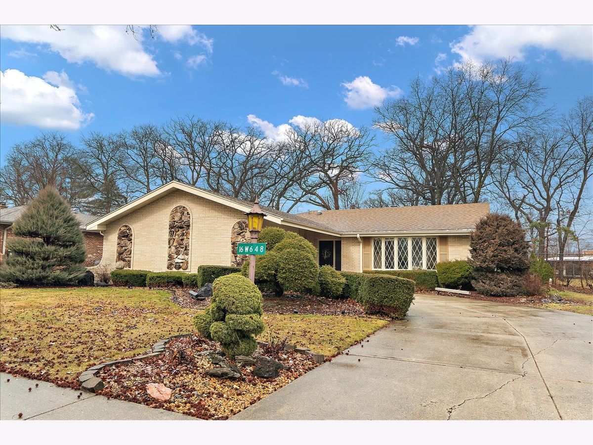  For Sale Willowbrook Illinois, 16W648 89th Place