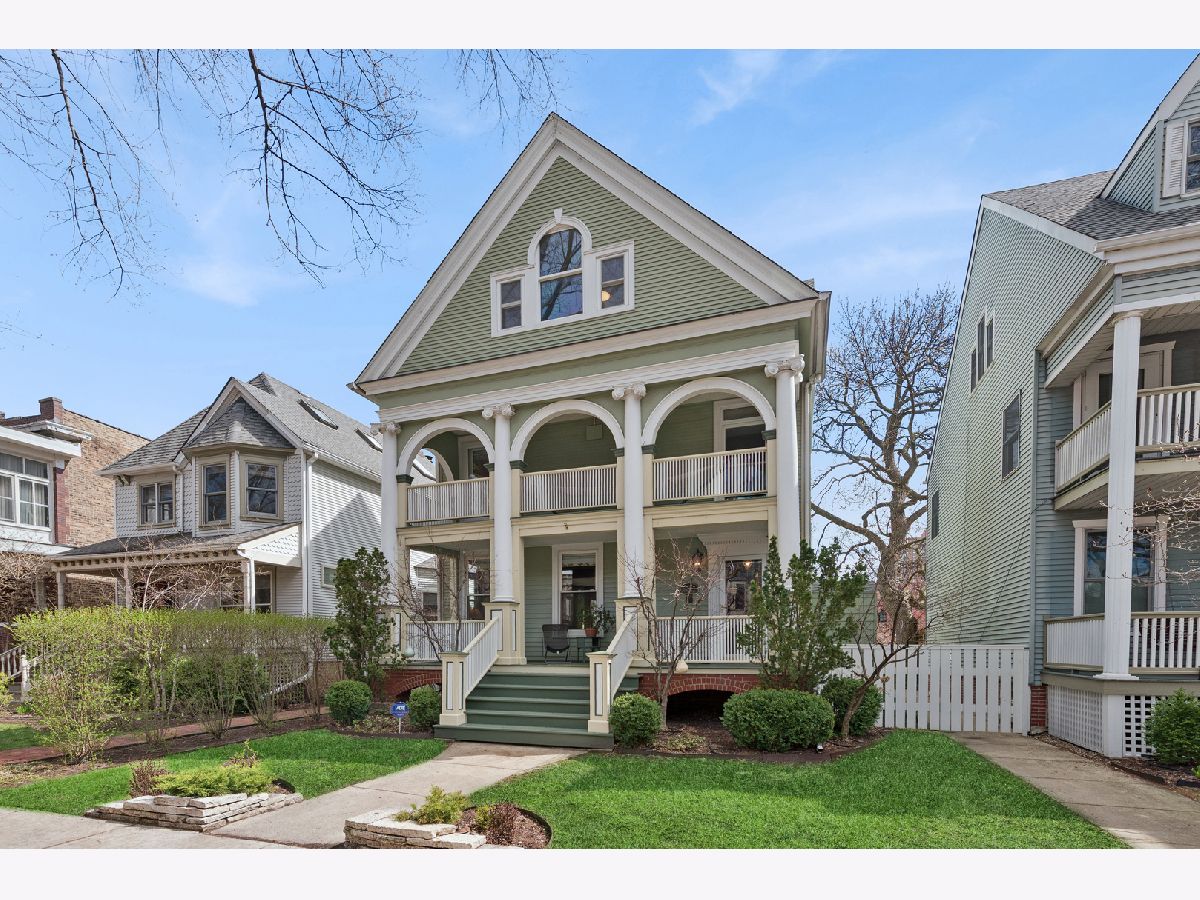 Homes & Condominiums For Sale Lakewood Balmoral Chicago Illinois, 5247 Magnolia Avenue