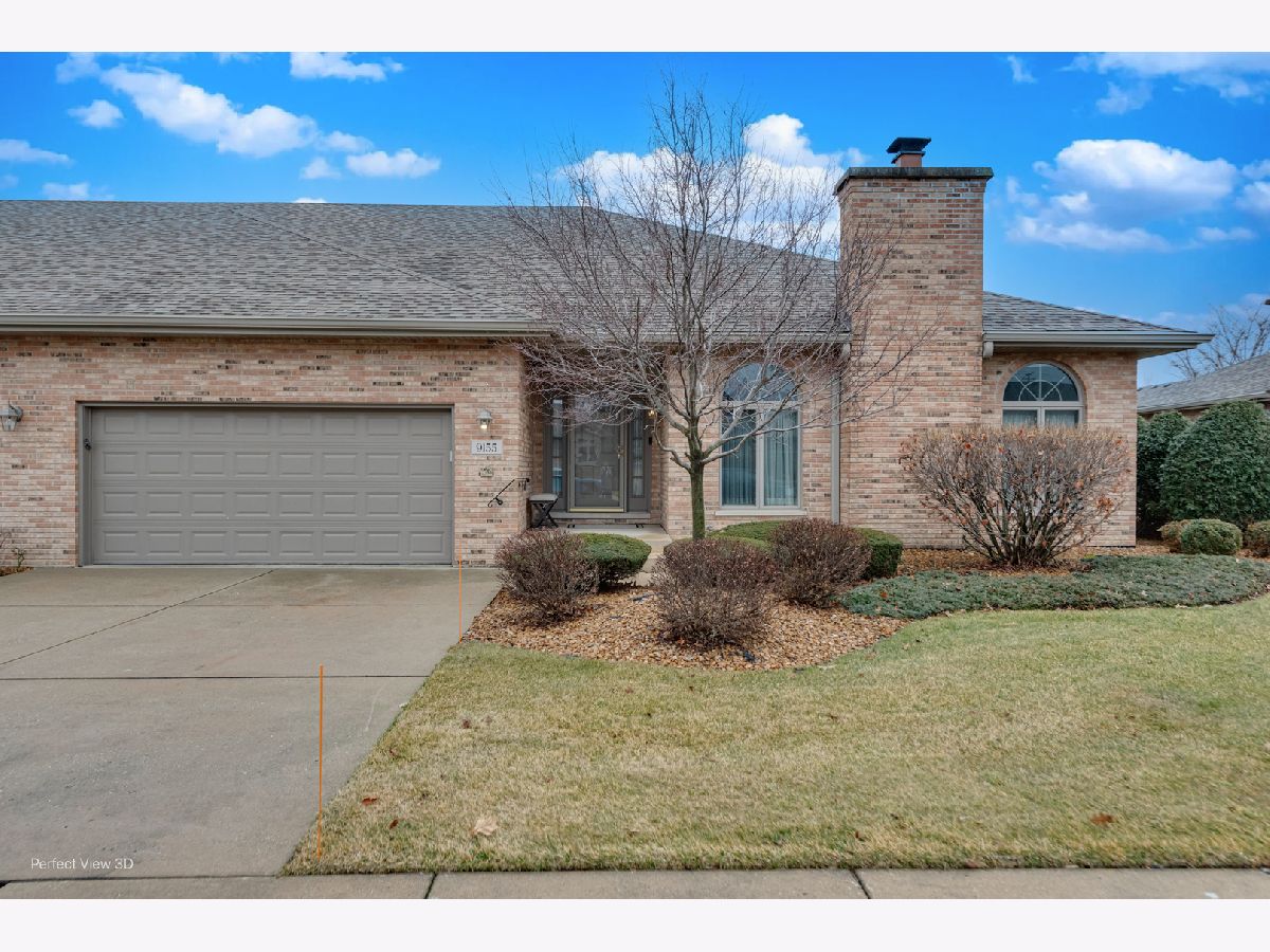 Townhomes For Sale Pheasant Run Estates Frankfort Illinois, 9155 Arbour Walk Drive