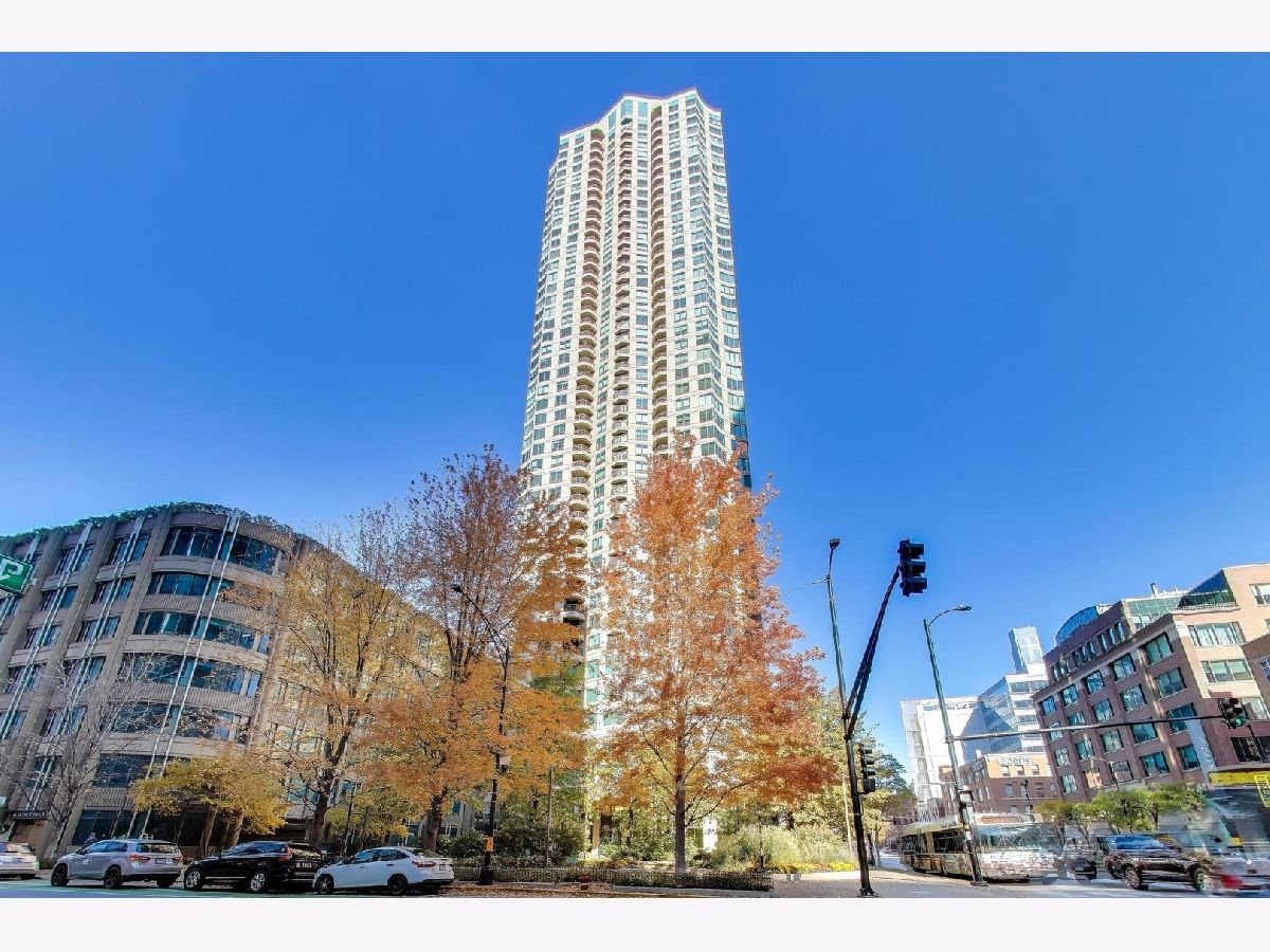  For Sale Chicago Illinois, 400 La Salle Street