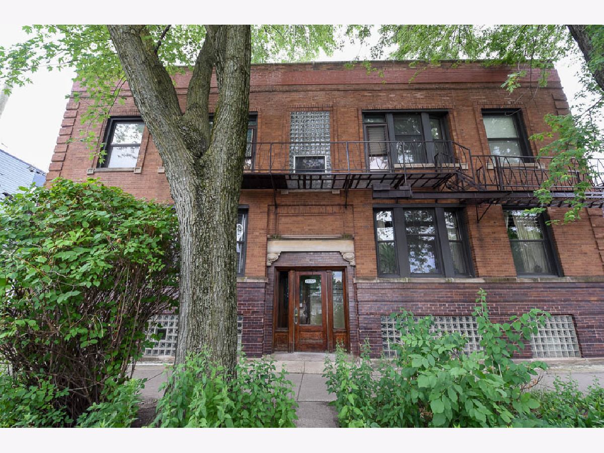  For Rent Chicago Illinois, 2819 Shakespeare