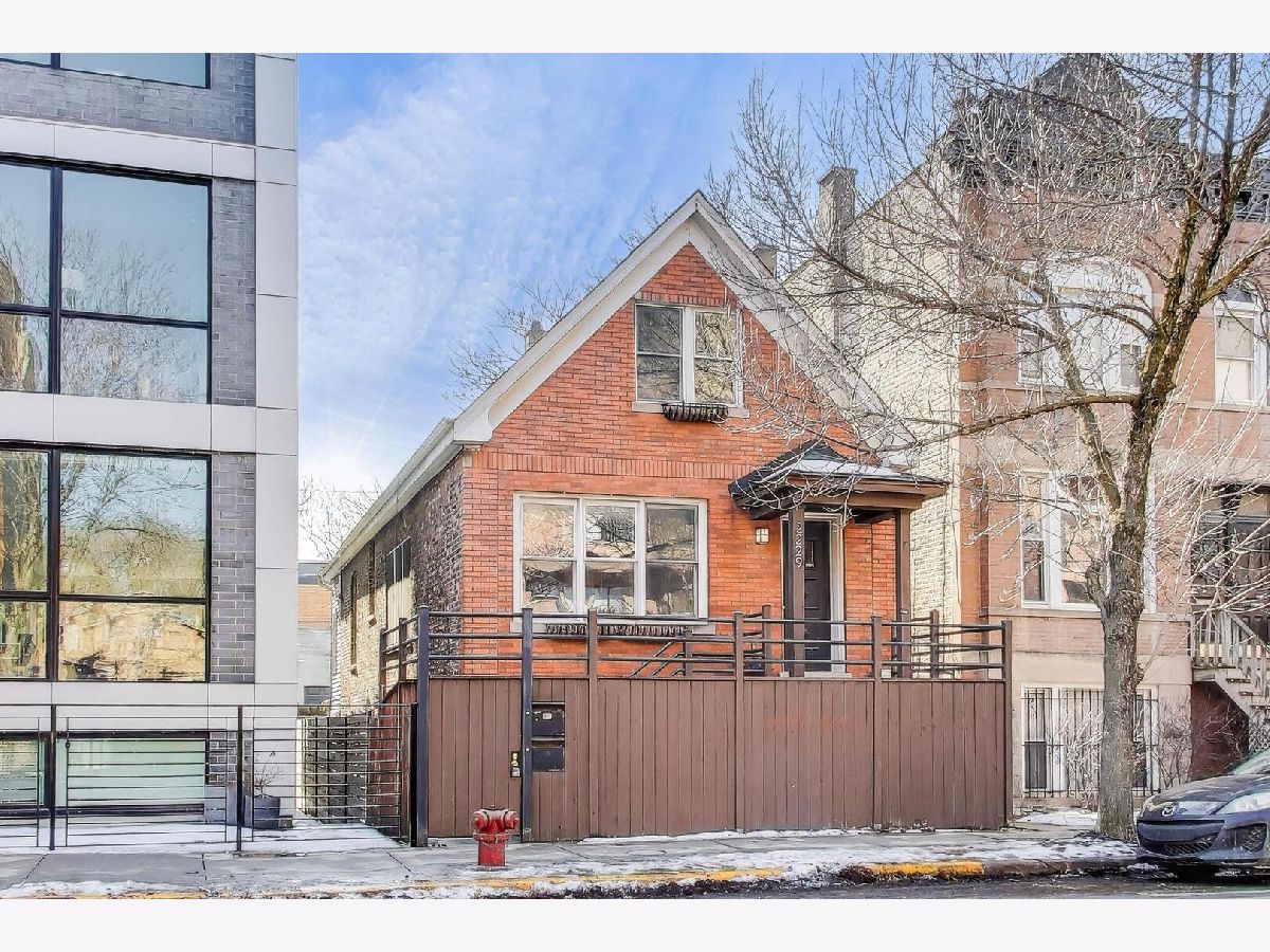  For Sale Chicago Illinois, 2229 Armitage Avenue