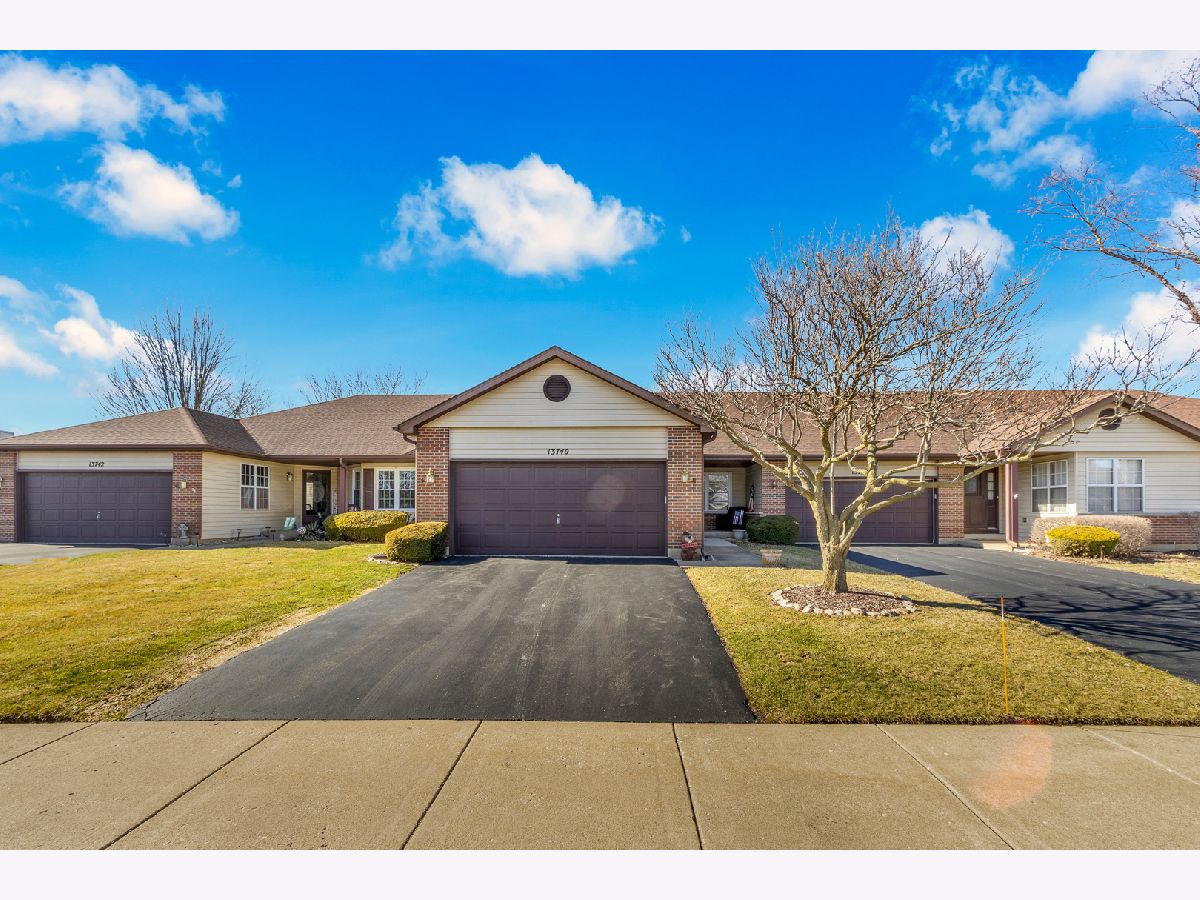  For Sale Plainfield Illinois, 13740 Magnolia Drive