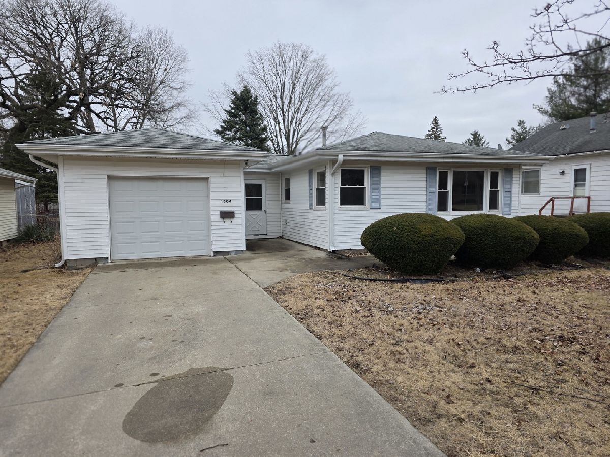  For Sale Sterling Illinois, 1804 Ave K