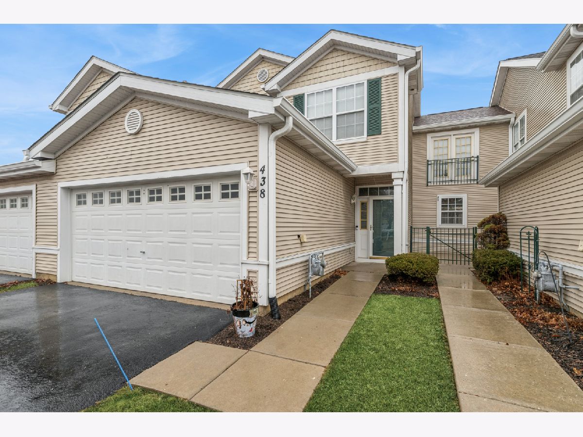  For Sale Round Lake Illinois, 438 Keswick Court