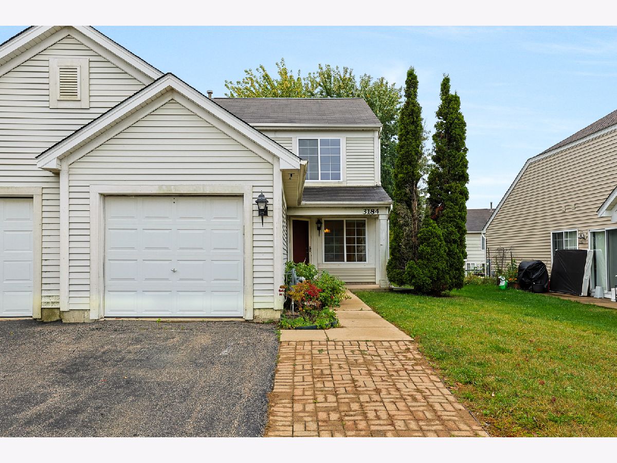  For Rent Lake In The Hills Illinois, 3184 Impressions