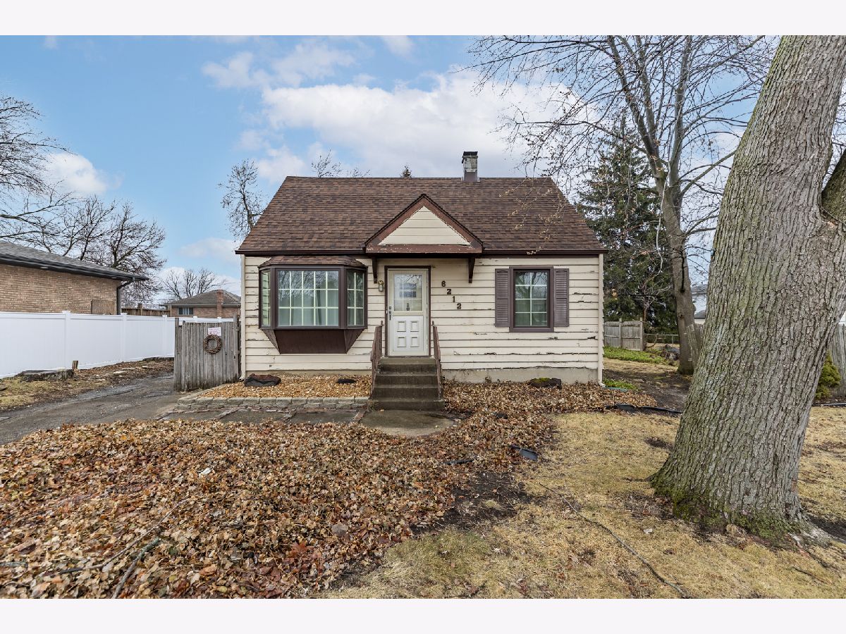  For Sale Oak Lawn Illinois, 6212 92nd Place