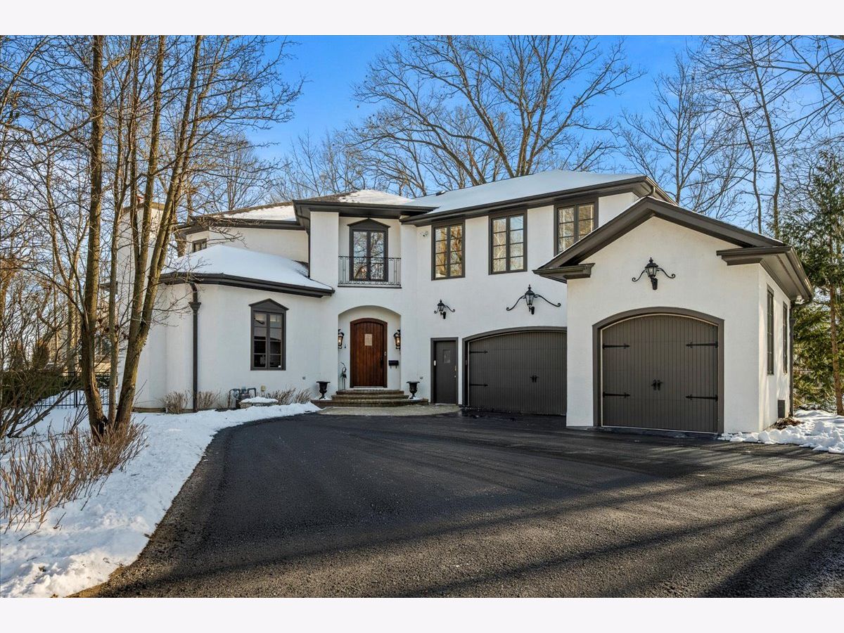  For Sale Lake Bluff Illinois, 697 Bluff Road