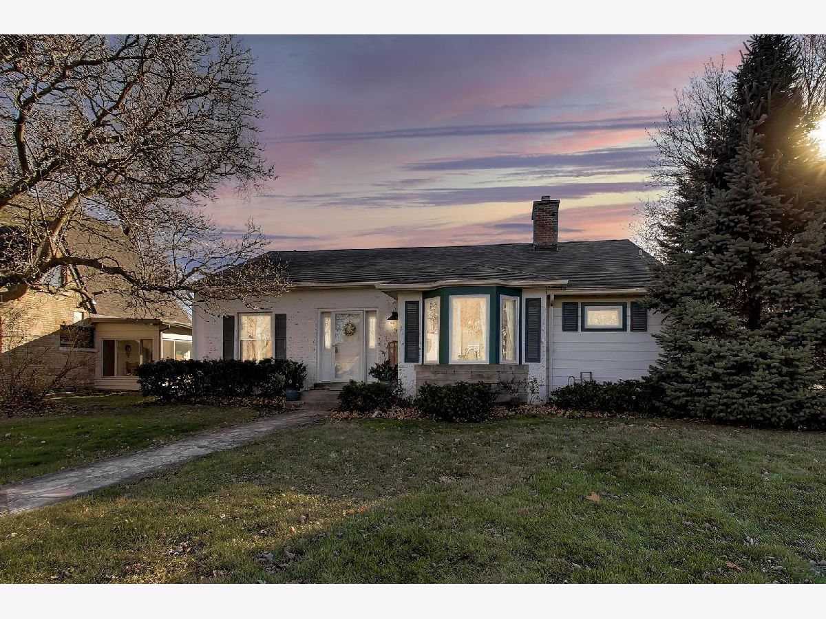  For Sale Munster Indiana, 108 Beverly Place