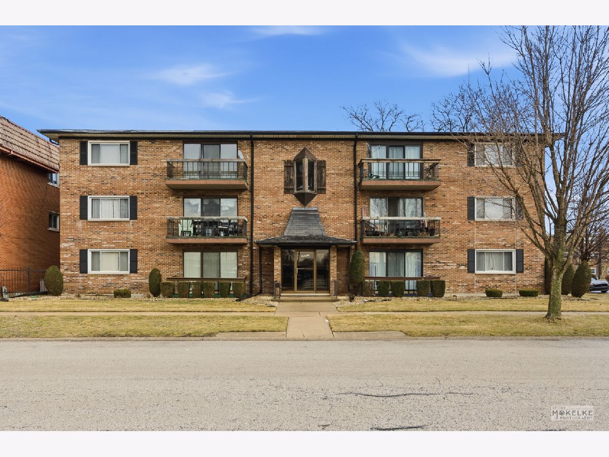  For Sale Oak Lawn Illinois, 10851 Keating Avenue