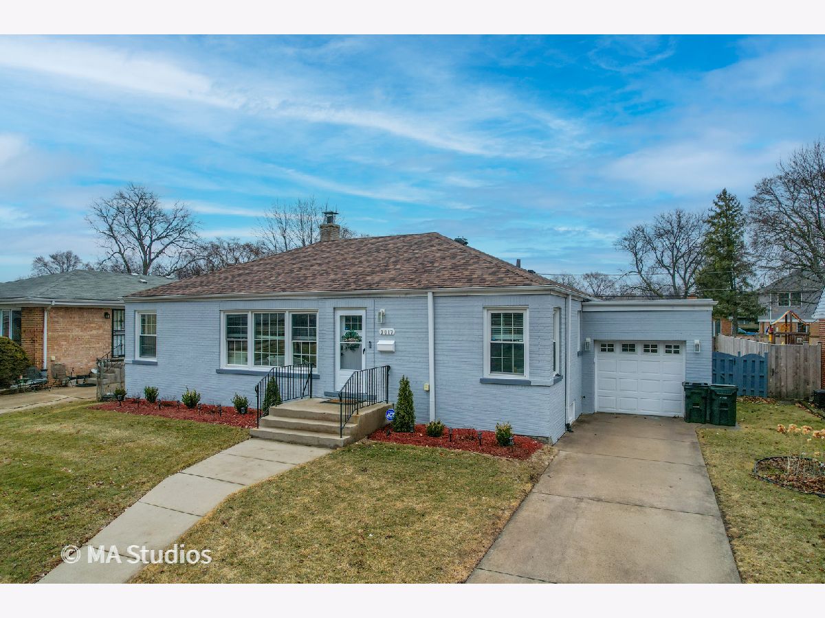  For Sale Morton Grove Illinois, 9017 Major Avenue