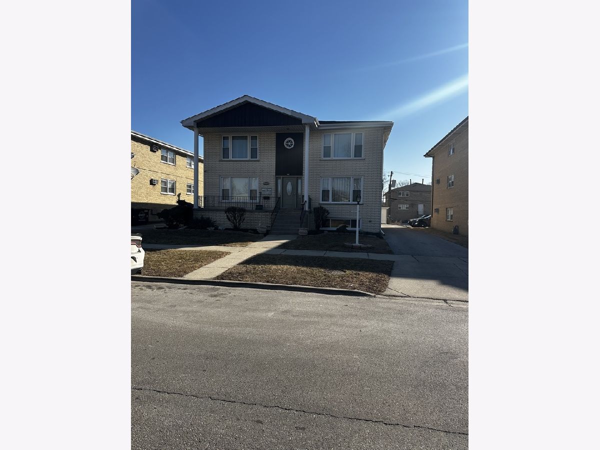  Rented Brookfield Illinois, 4601 Forest