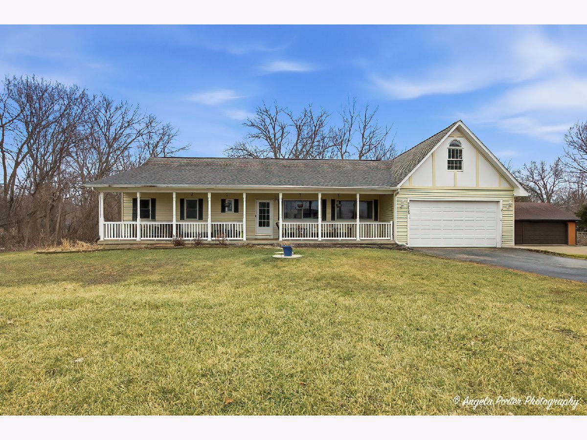  For Sale Antioch Illinois, 25423 Highwoods Drive