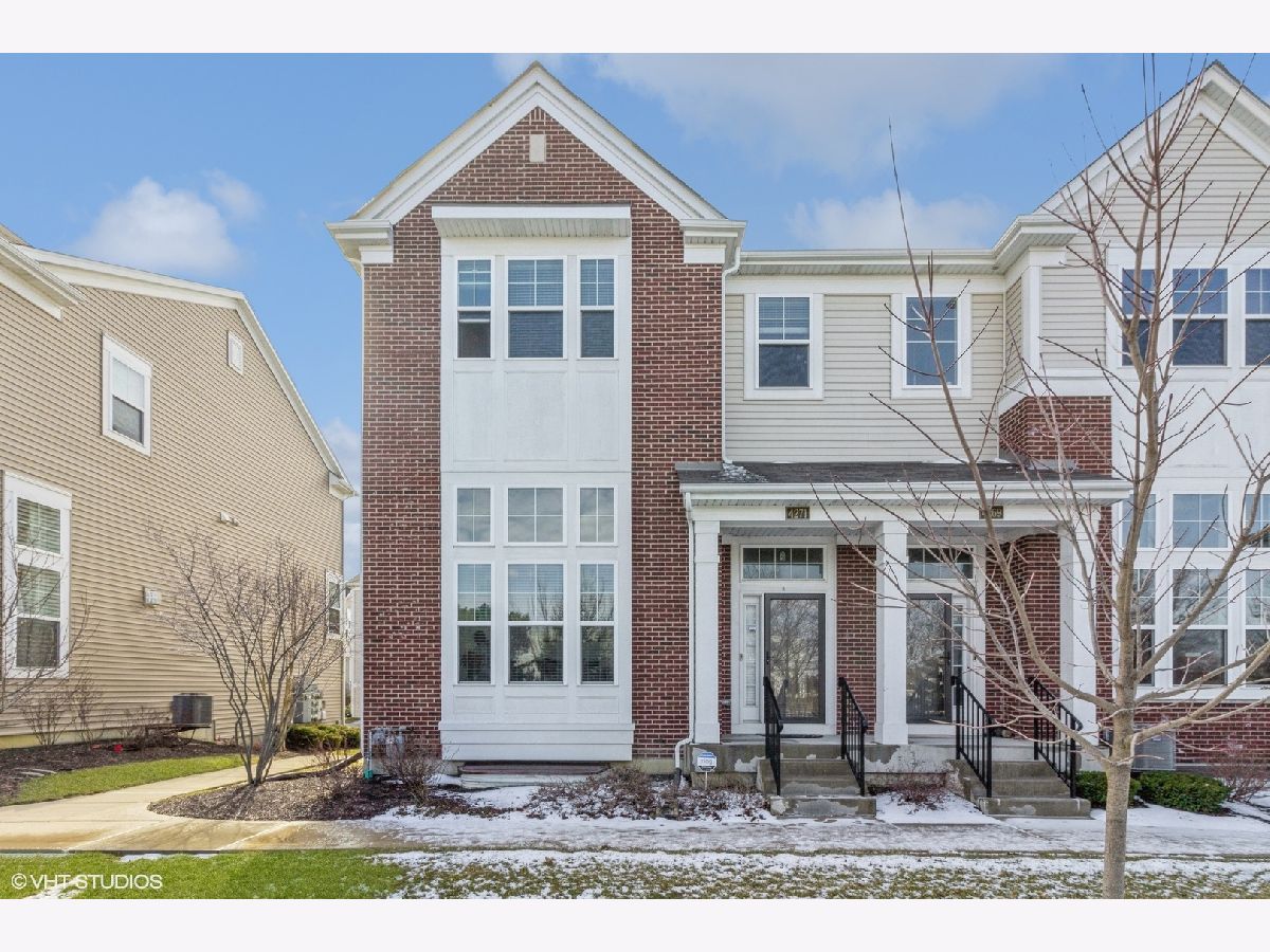 Townhomes & Condos For Rent Lehigh Station Aurora Illinois, 4271 Liberty