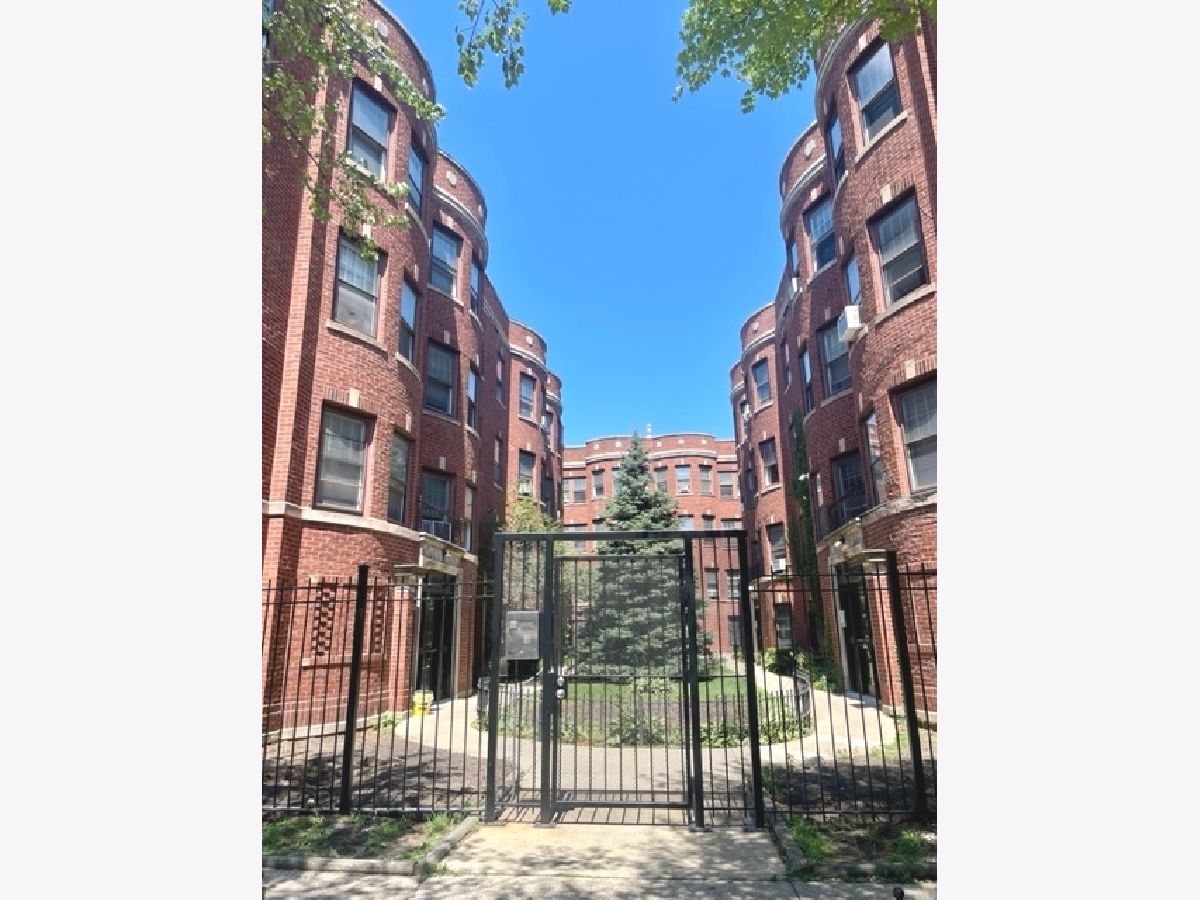  Rented Chicago Illinois, 1064 Thorndale