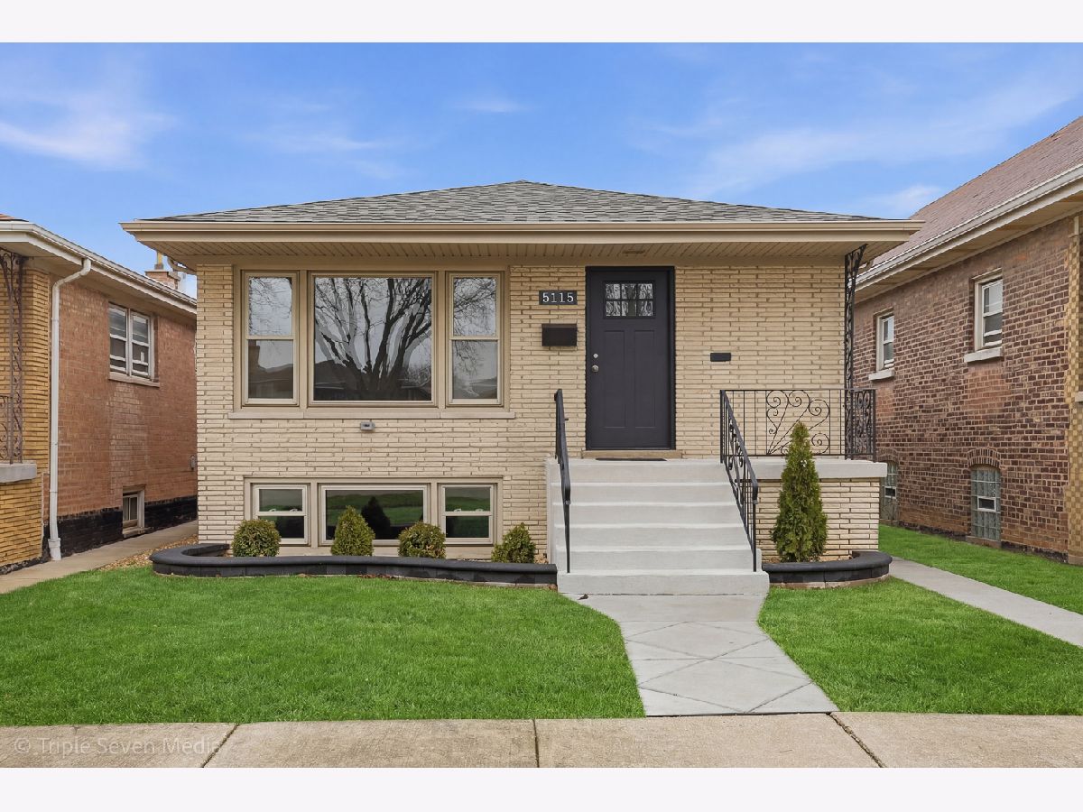  For Sale Chicago Illinois, 5115 Melvina Avenue