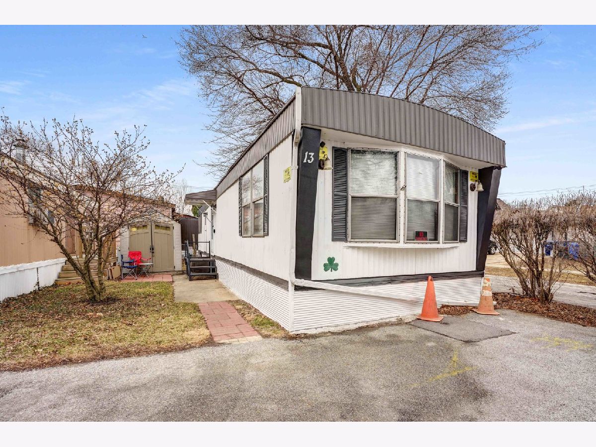 For Sale Des Plaines Illinois, 2993 Curtis Street