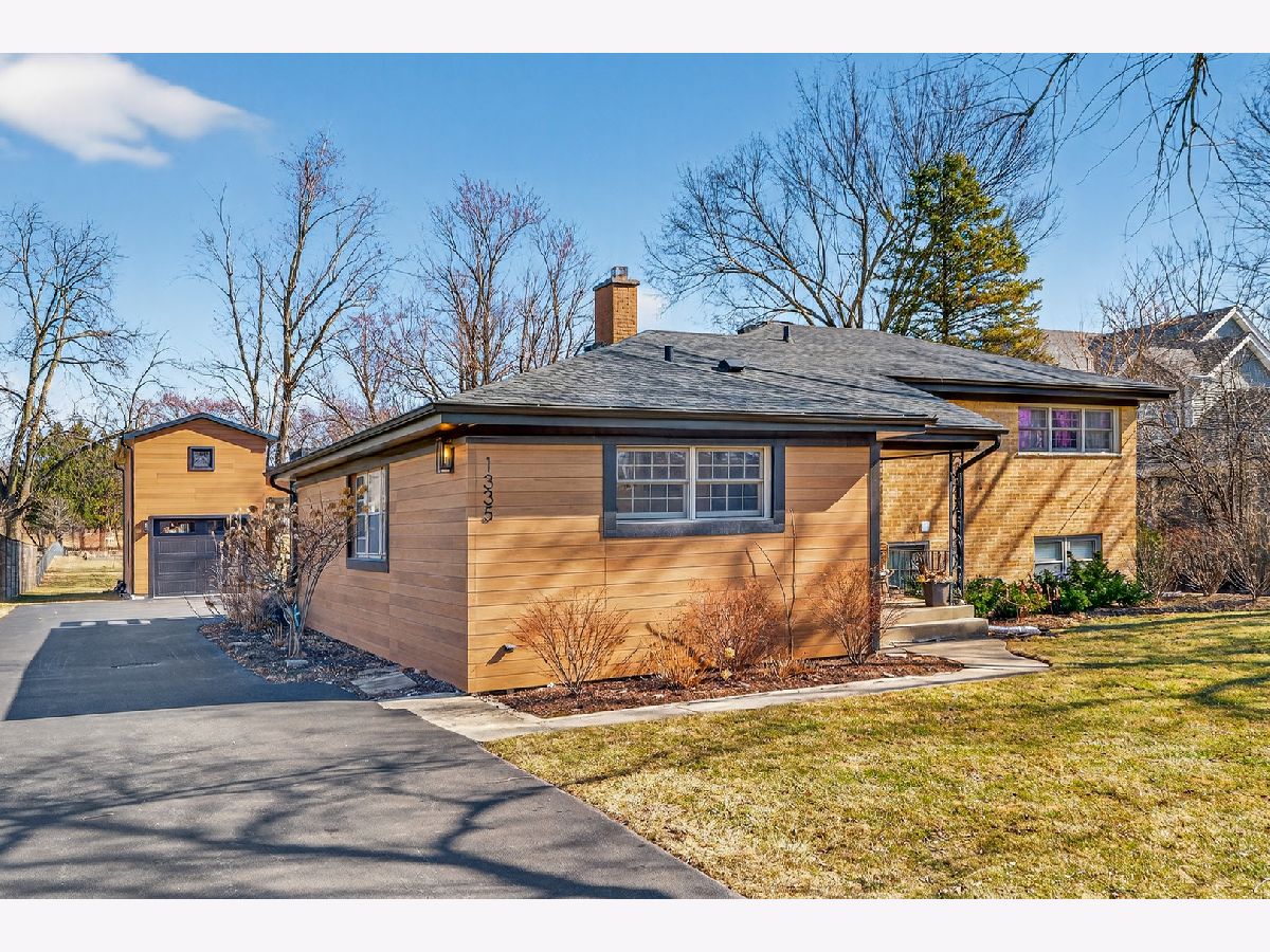  For Sale Deerfield Illinois, 1335 Wilmot Road