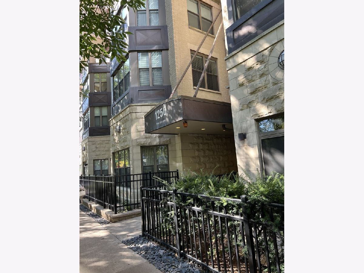 Condominiums For Rent Lakeside On The Park Chicago Illinois, 1250 Indiana