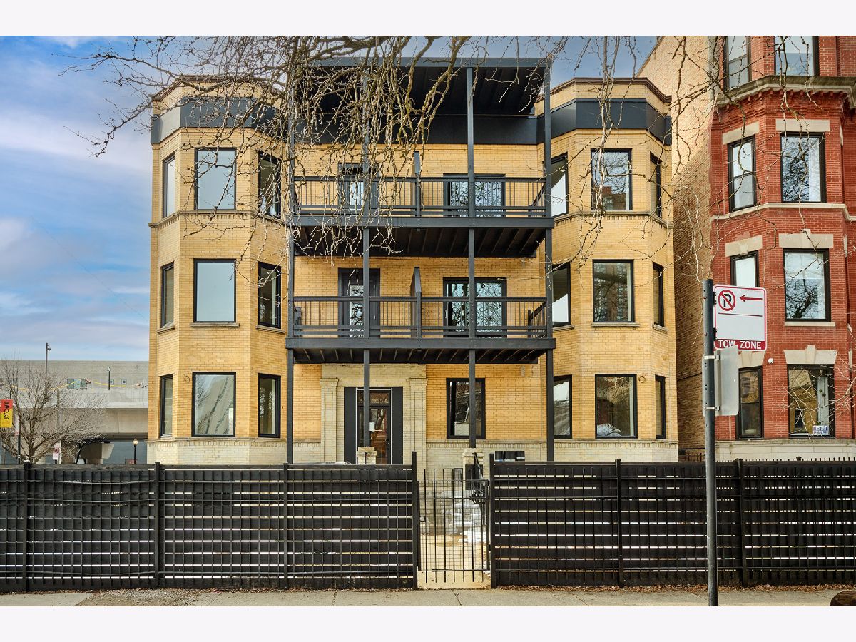  Rented Chicago Illinois, 5200 Winthrop
