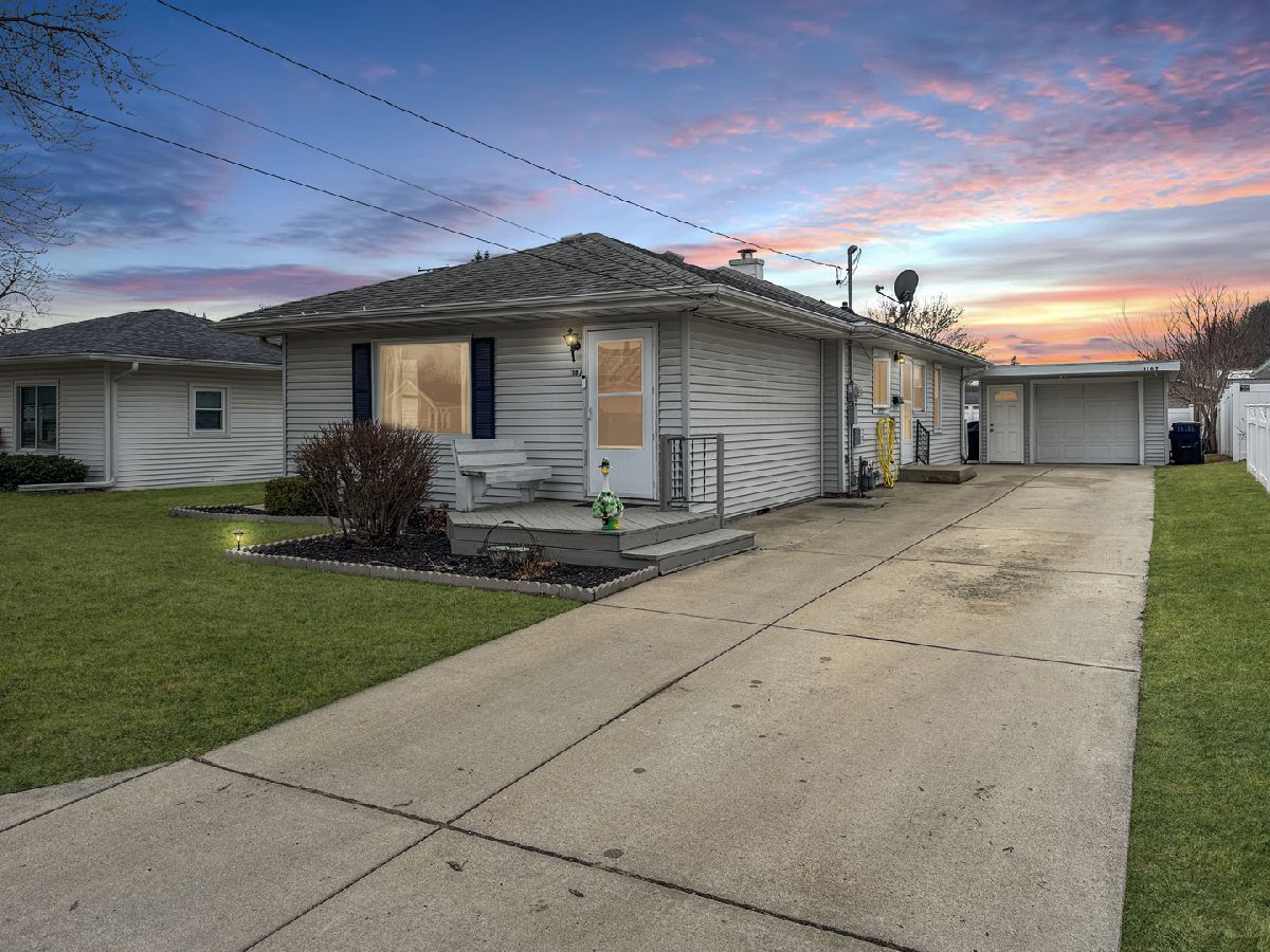  For Sale Ottawa Illinois, 1107 Sanger Street