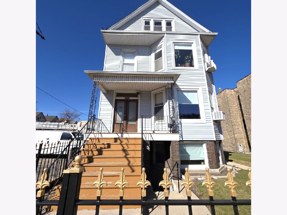  For Rent Chicago Illinois, 3818 Diversey