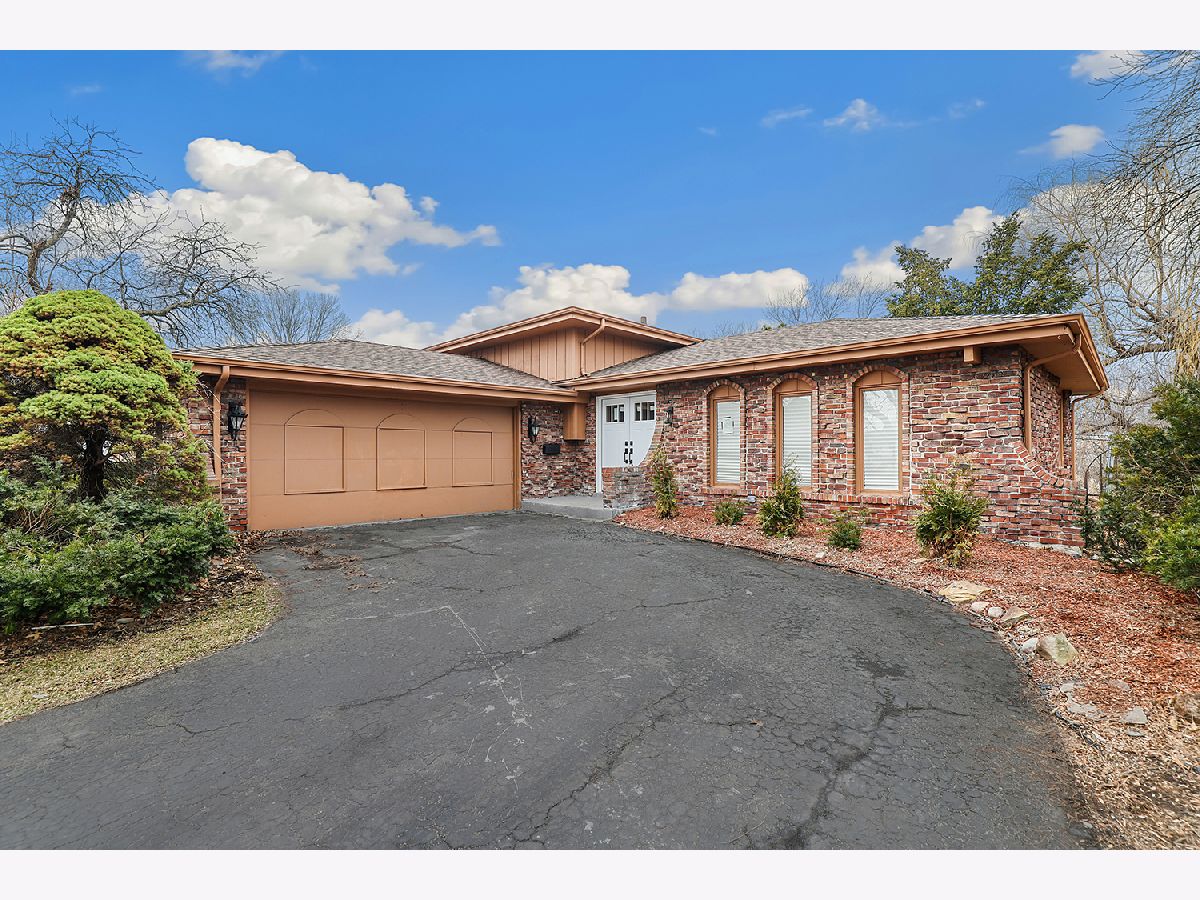  For Sale Lansing Illinois, 3518 Manor Drive