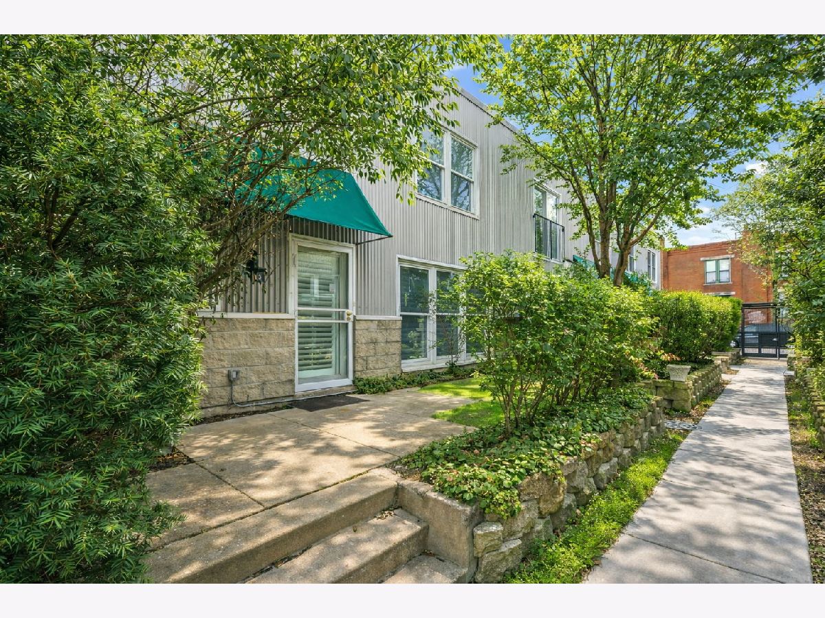  For Sale Chicago Illinois, 1300 Altgeld Street