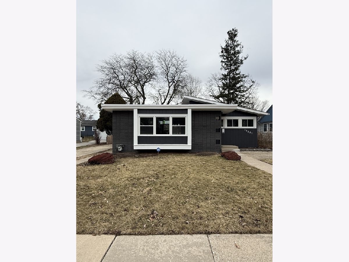  For Rent Homewood Illinois, 18227 Center