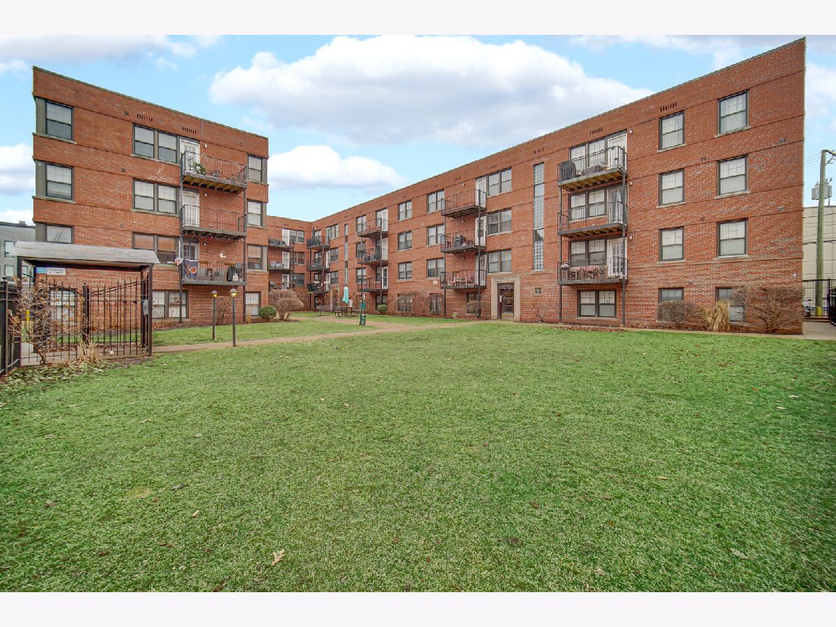  For Sale Chicago Illinois, 5230 Campbell Avenue