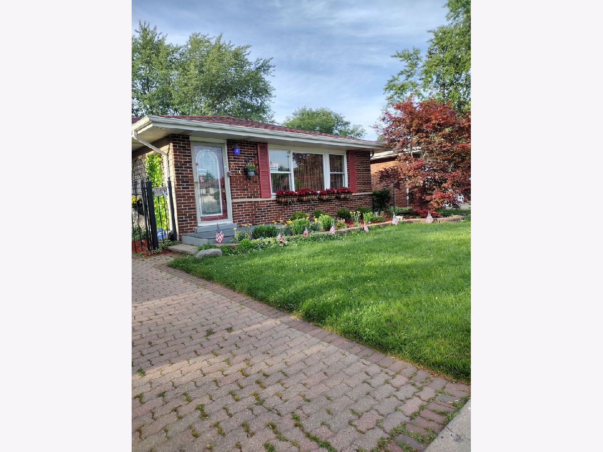  For Sale Palatine Illinois, 2176 Westmoreland Drive