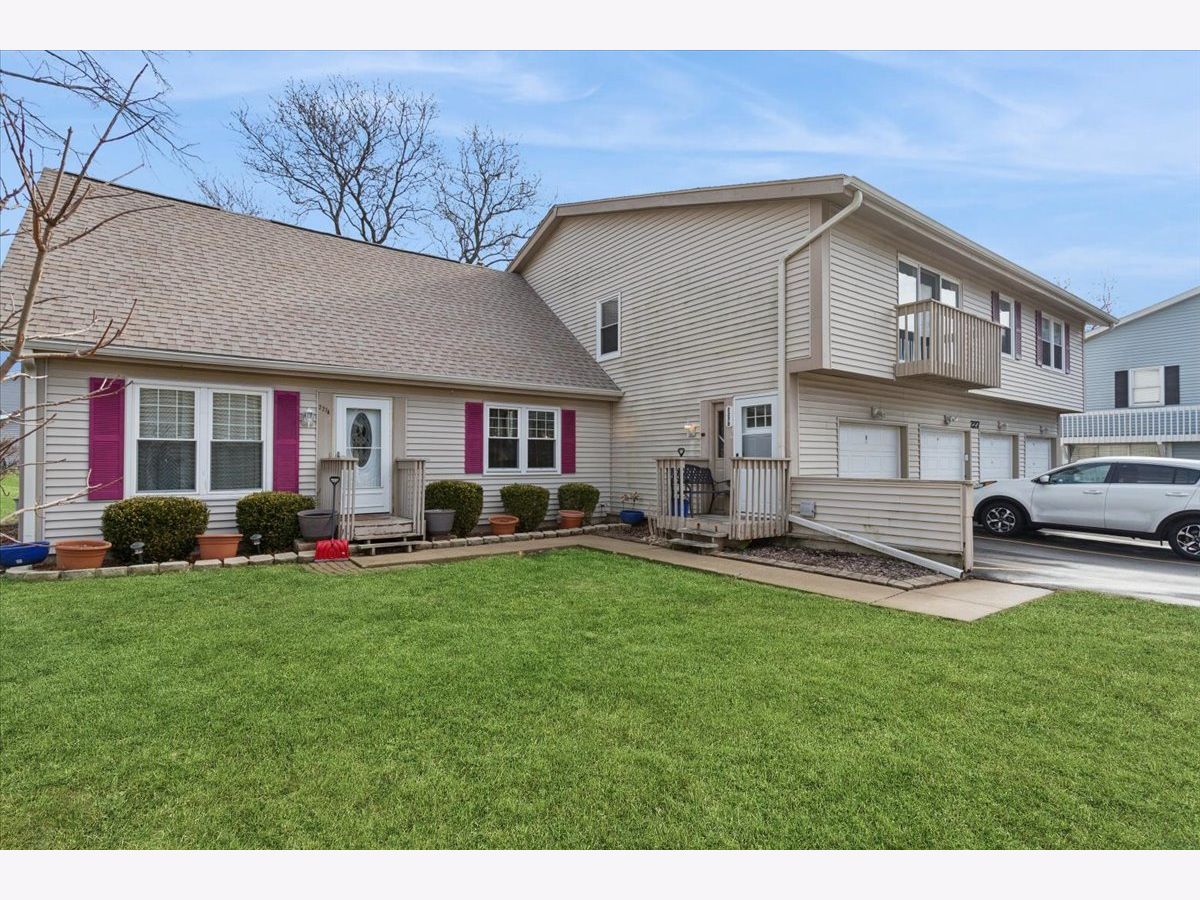  For Sale Bolingbrook Illinois, 227 Elkhorn Court