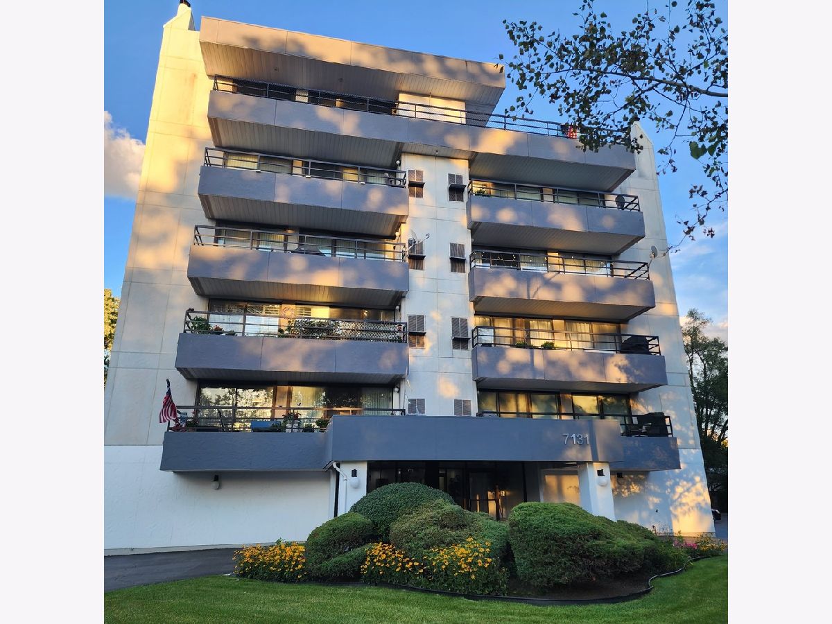  For Sale Chicago Illinois, 7131 Caldwell Avenue
