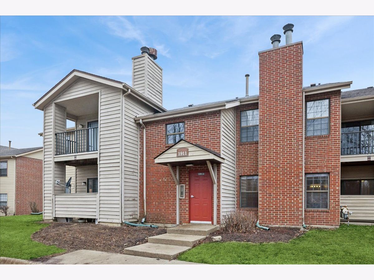  For Sale Palatine Illinois, 1911 Hicks Road