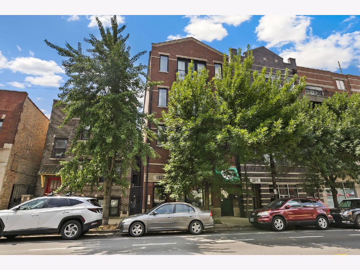  For Sale Chicago Illinois, 1927 Belmont Avenue