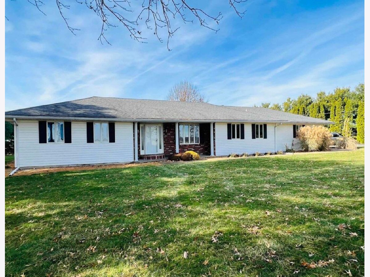  For Sale Bushnell Illinois, 17830 1600th Street