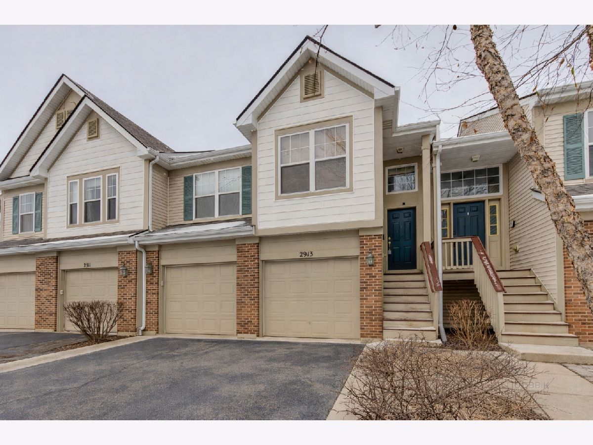 Homes & Townhomes Rented Tall Grass Naperville Illinois, 2913 Saganashkee