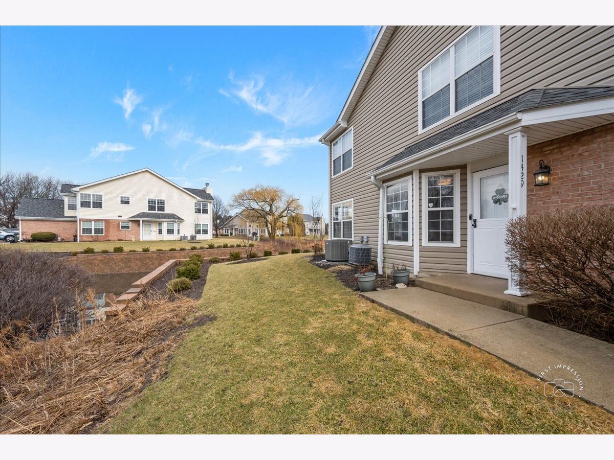  Sold Batavia Illinois, 1429 Georgetown