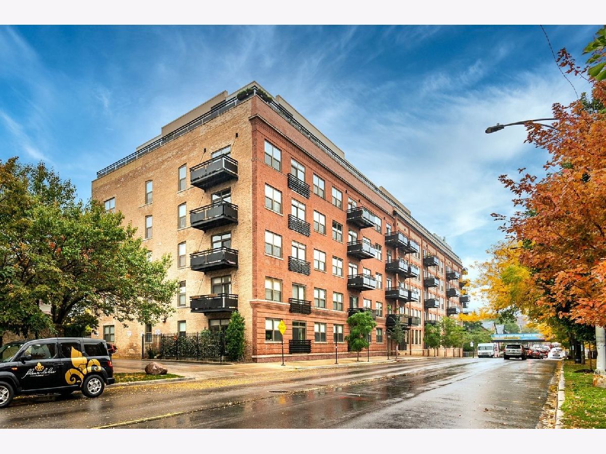  Rented Chicago Illinois, 1735 Diversey