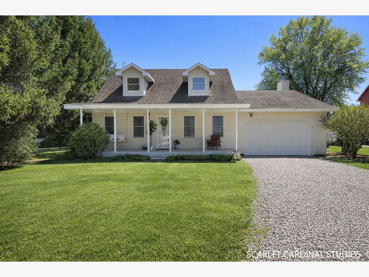 For Sale Shabbona Illinois, 909 Preserve Road