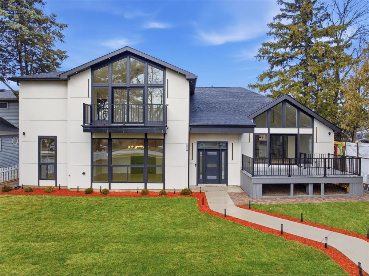  Sold Morton Grove Illinois, 5924 Carol
